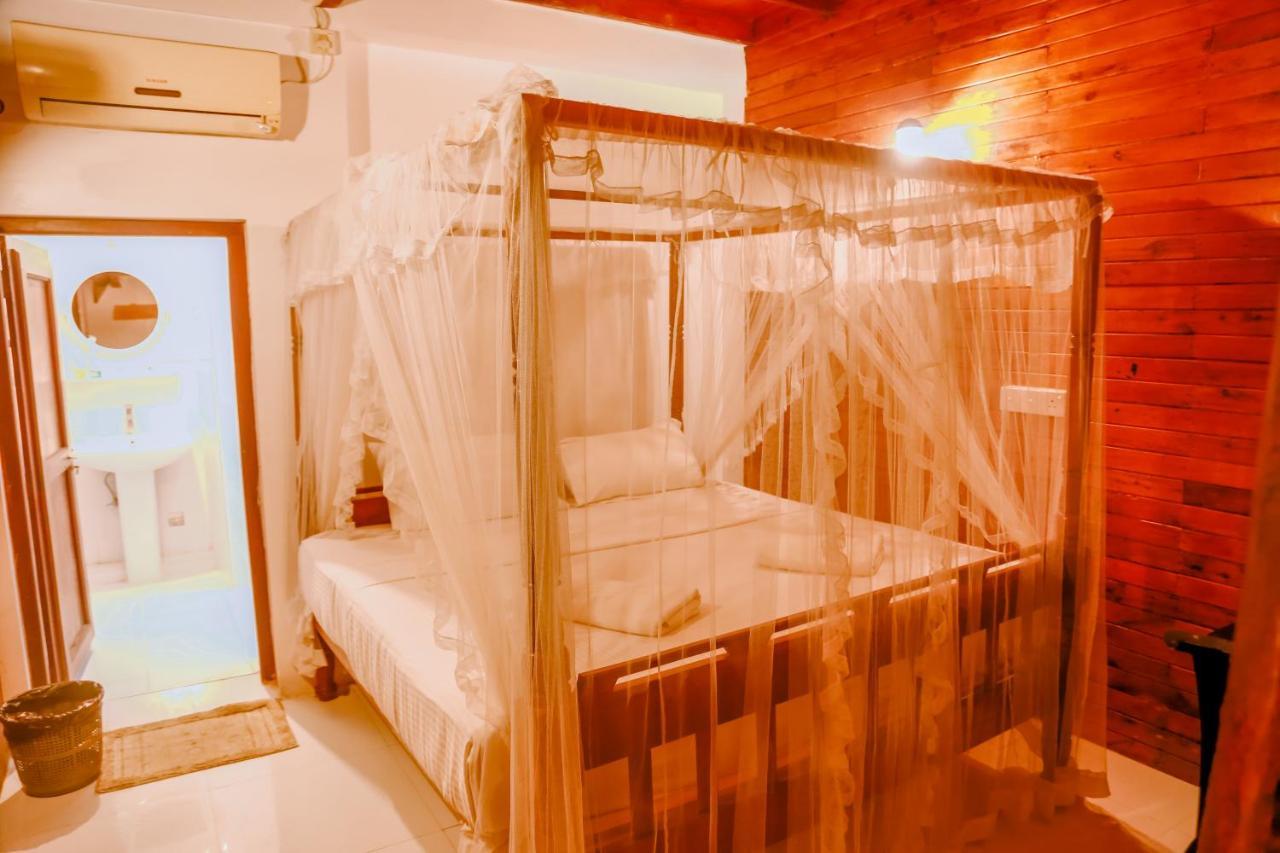 Coral Beach Hotel Mirissa Εξωτερικό φωτογραφία