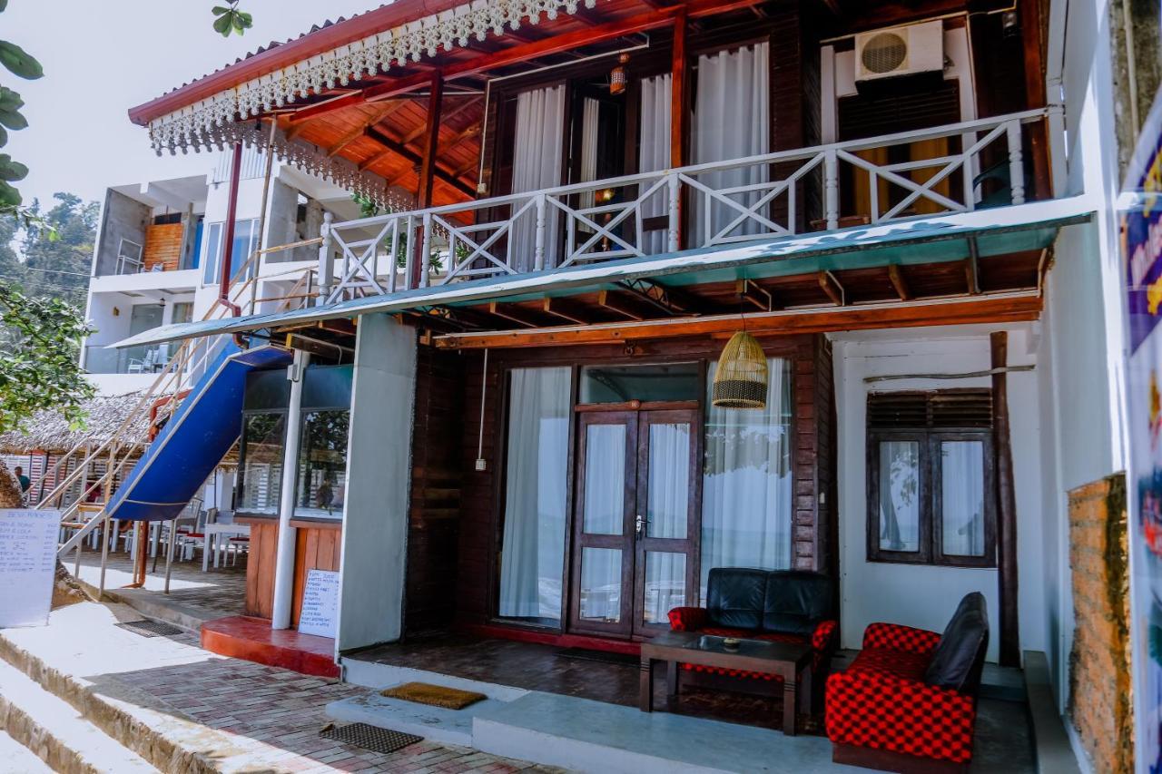 Coral Beach Hotel Mirissa Εξωτερικό φωτογραφία